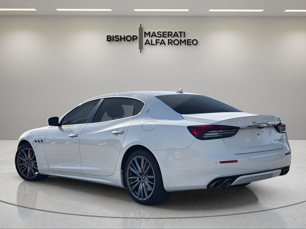 Used 2023 Maserati Quattroporte GT RWD image 3