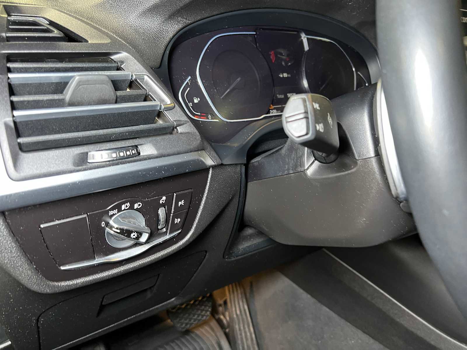 Used 2022 BMW X3 xDrive30i w/ Convenience Package image 27