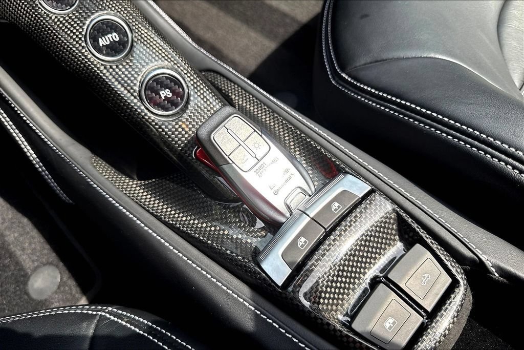 Used 2018 Ferrari 488 Spider RWD image 27