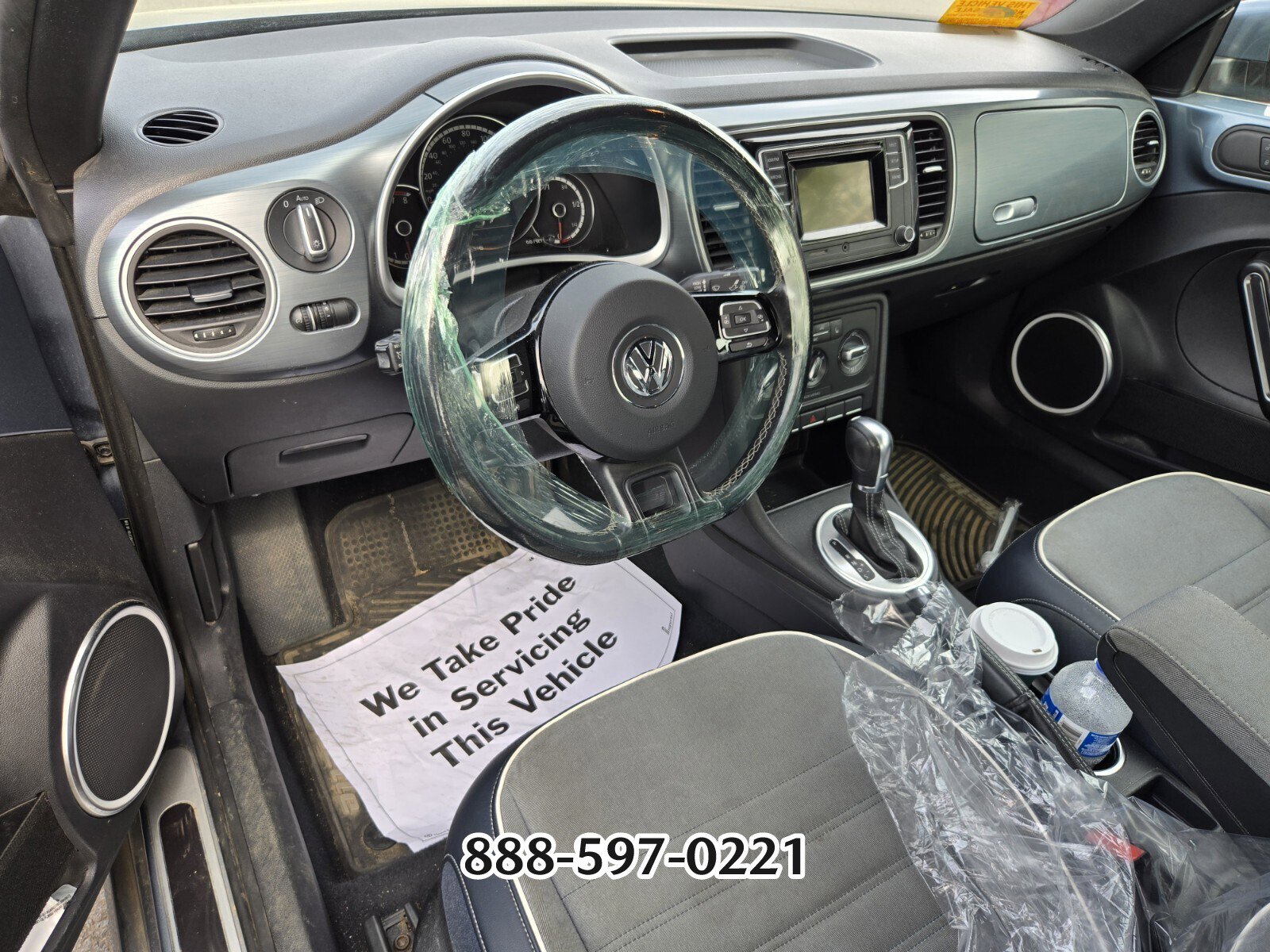 Used 2016 Volkswagen Beetle 1.8T Denim image 3