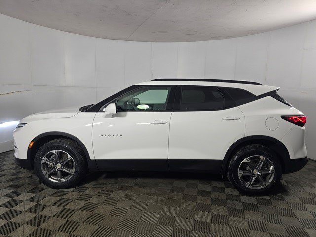Certified 2024 Chevrolet Blazer LT w/ Convenience Package image 9