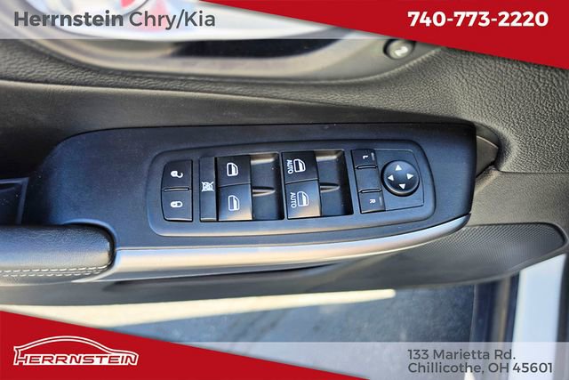 Used 2020 Jeep Cherokee Limited w/ Luxury Group AWD/4WD image 14
