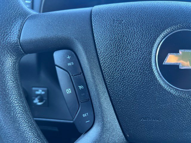 Used 2017 Chevrolet Express 2500 RWD image 24