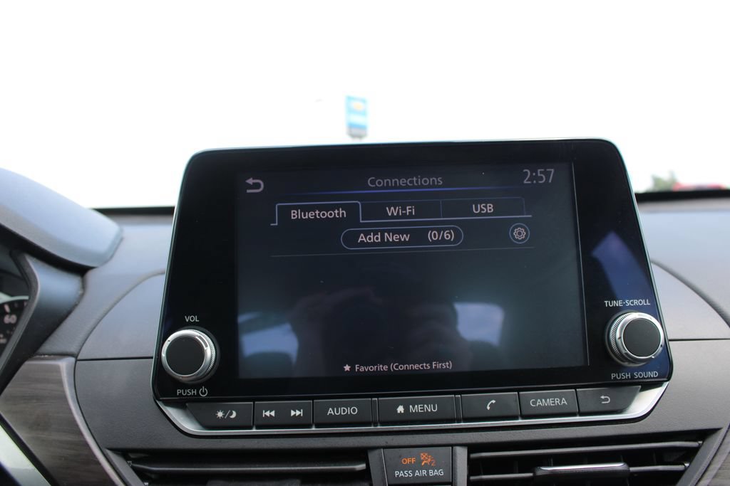 Used 2024 Nissan Altima 2.5 SV FWD image 51