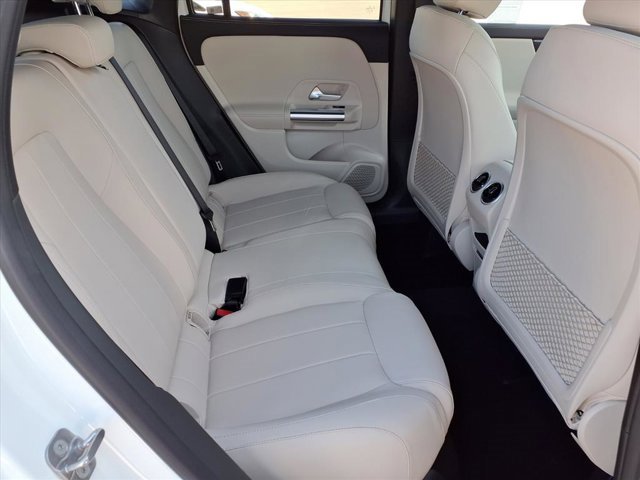 New 2026 Mercedes-Benz GLA 250 image 19