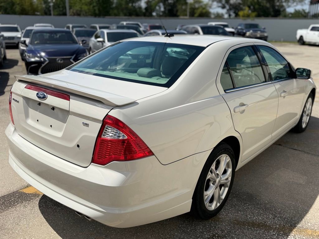Used 2012 Ford Fusion SE FWD image 5