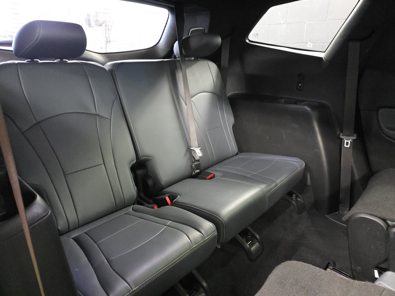 Used 2024 Buick Enclave Premium AWD/4WD image 15