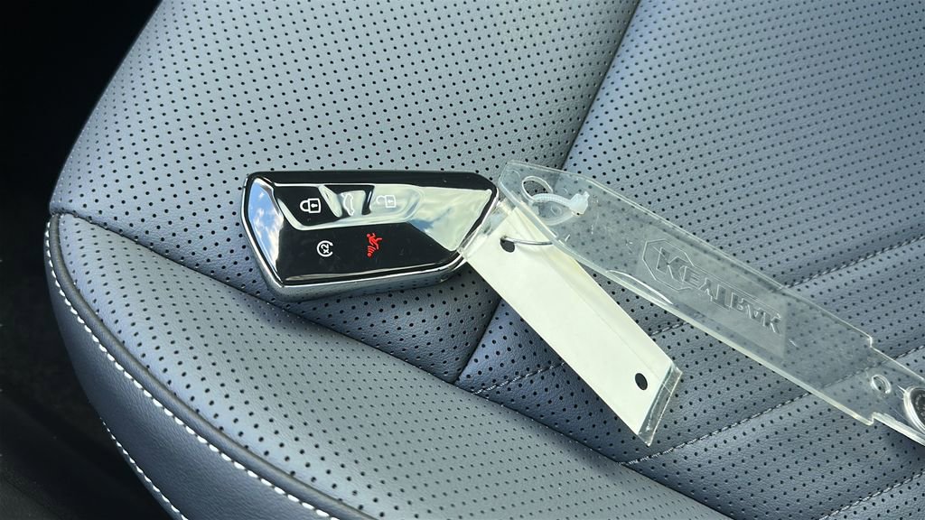 New 2026 Volkswagen Tiguan SE R-Line image 27