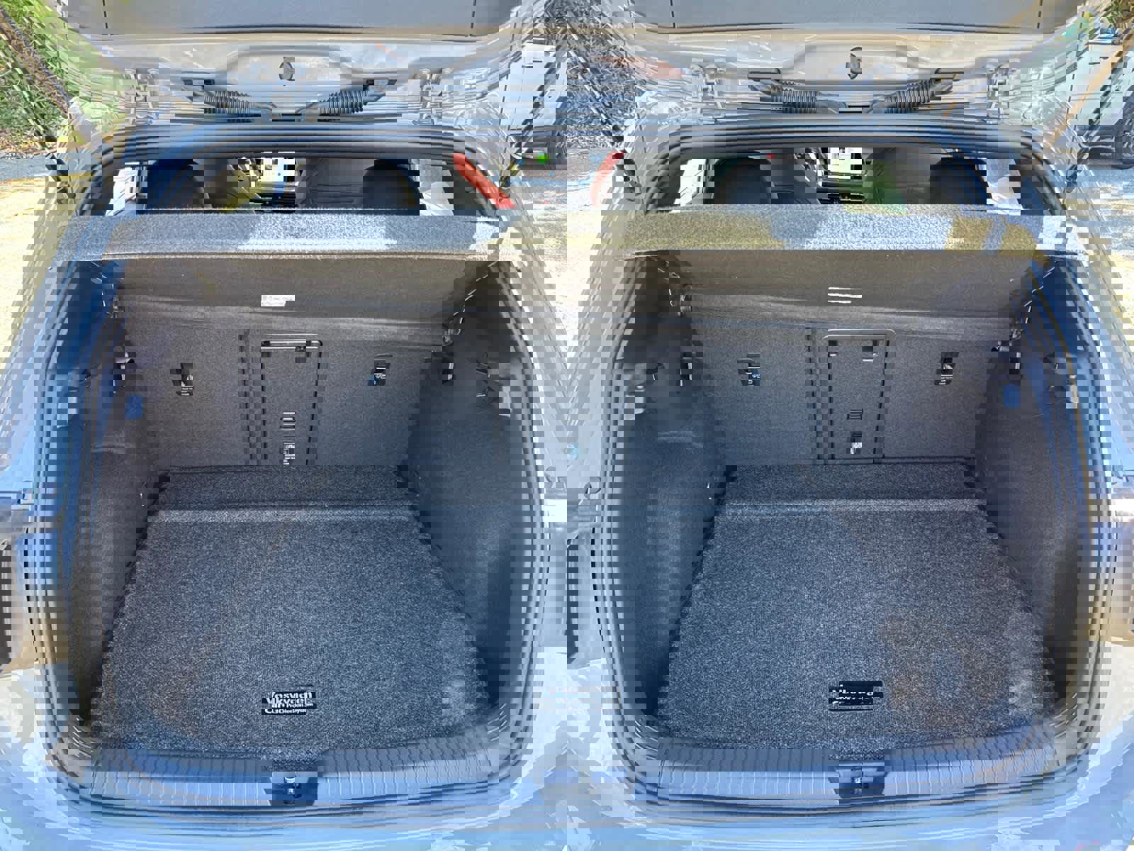 Used 2022 Volkswagen GTI SE image 39