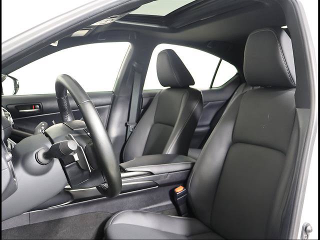 Certified 2023 Lexus IS 300 w/ Comfort Package RWD image 7