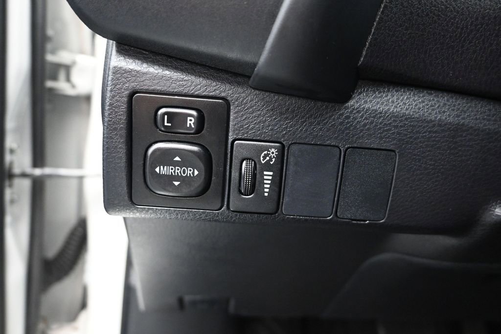 Used 2019 Toyota Corolla SE FWD image 11