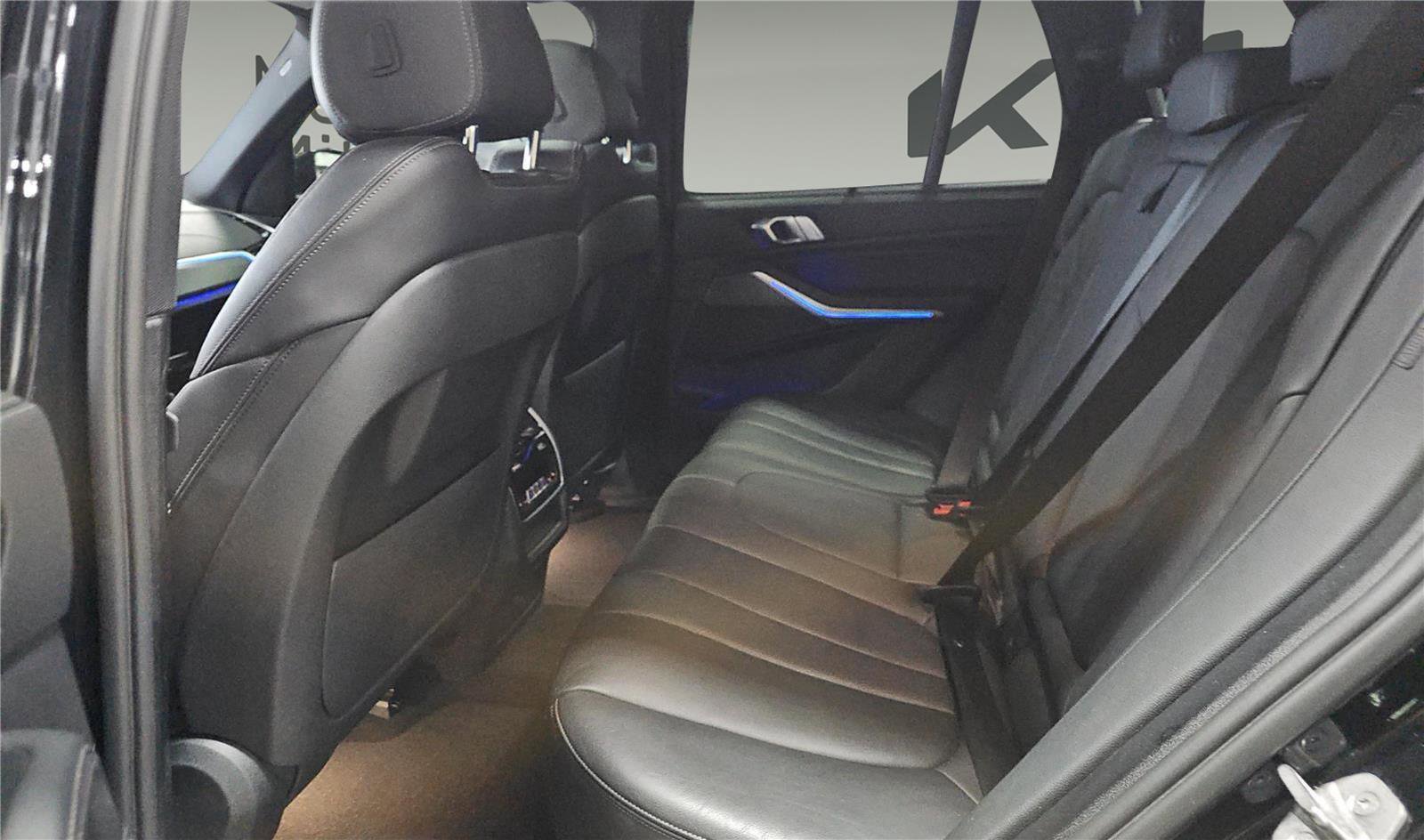 Used 2022 BMW X5 xDrive40i AWD/4WD image 12