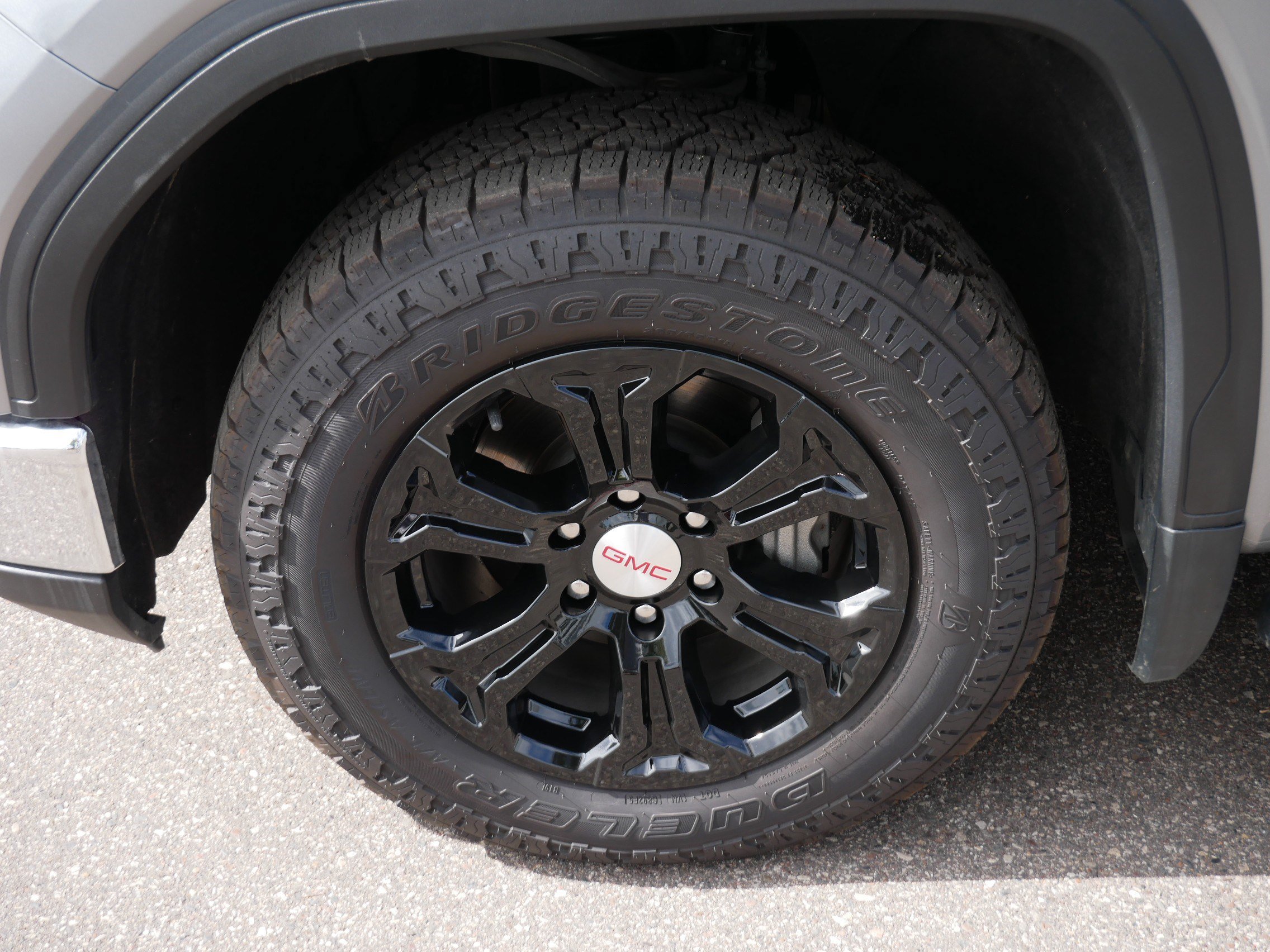 Used 2024 GMC Sierra 1500 SLT AWD/4WD image 15