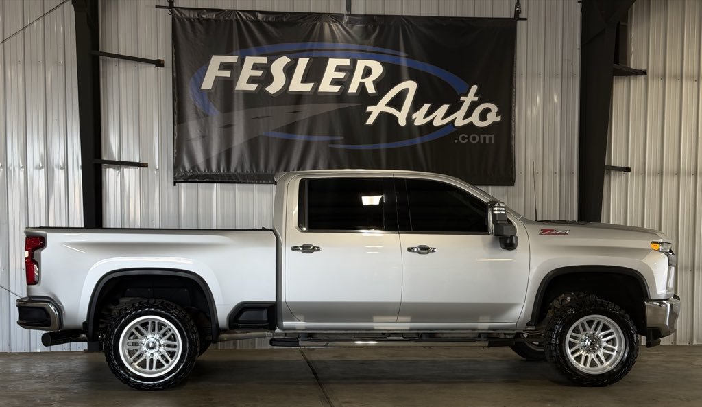 Used 2020 Chevrolet Silverado 2500 LTZ w/ LTZ Premium Package AWD/4WD image 1