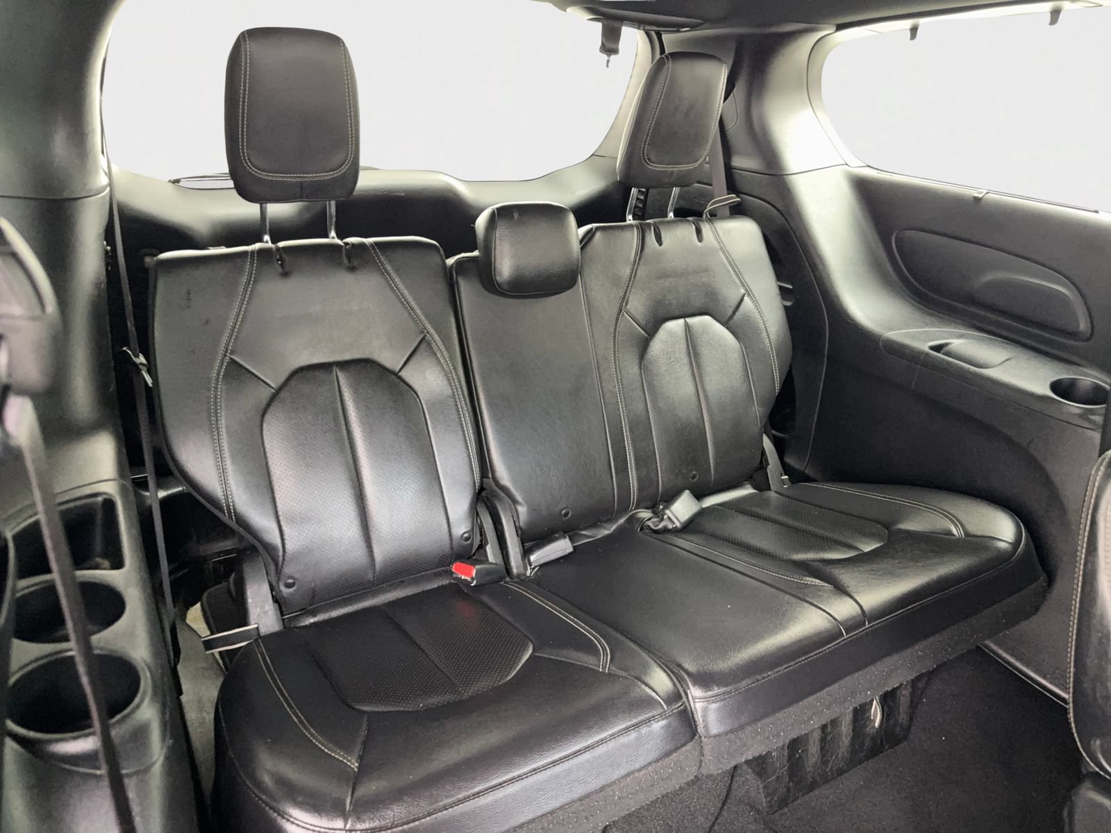 Used 2021 Chrysler Pacifica Touring-L w/ S Appearance Package FWD image 47
