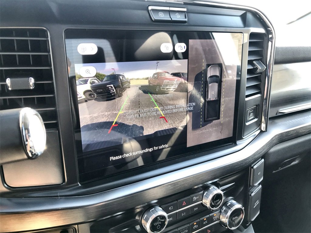 New 2026 Ford F250 Lariat w/ Chrome Package image 17