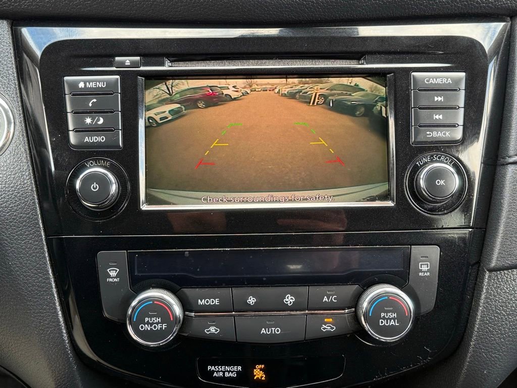 Used 2019 Nissan Rogue SV FWD image 37