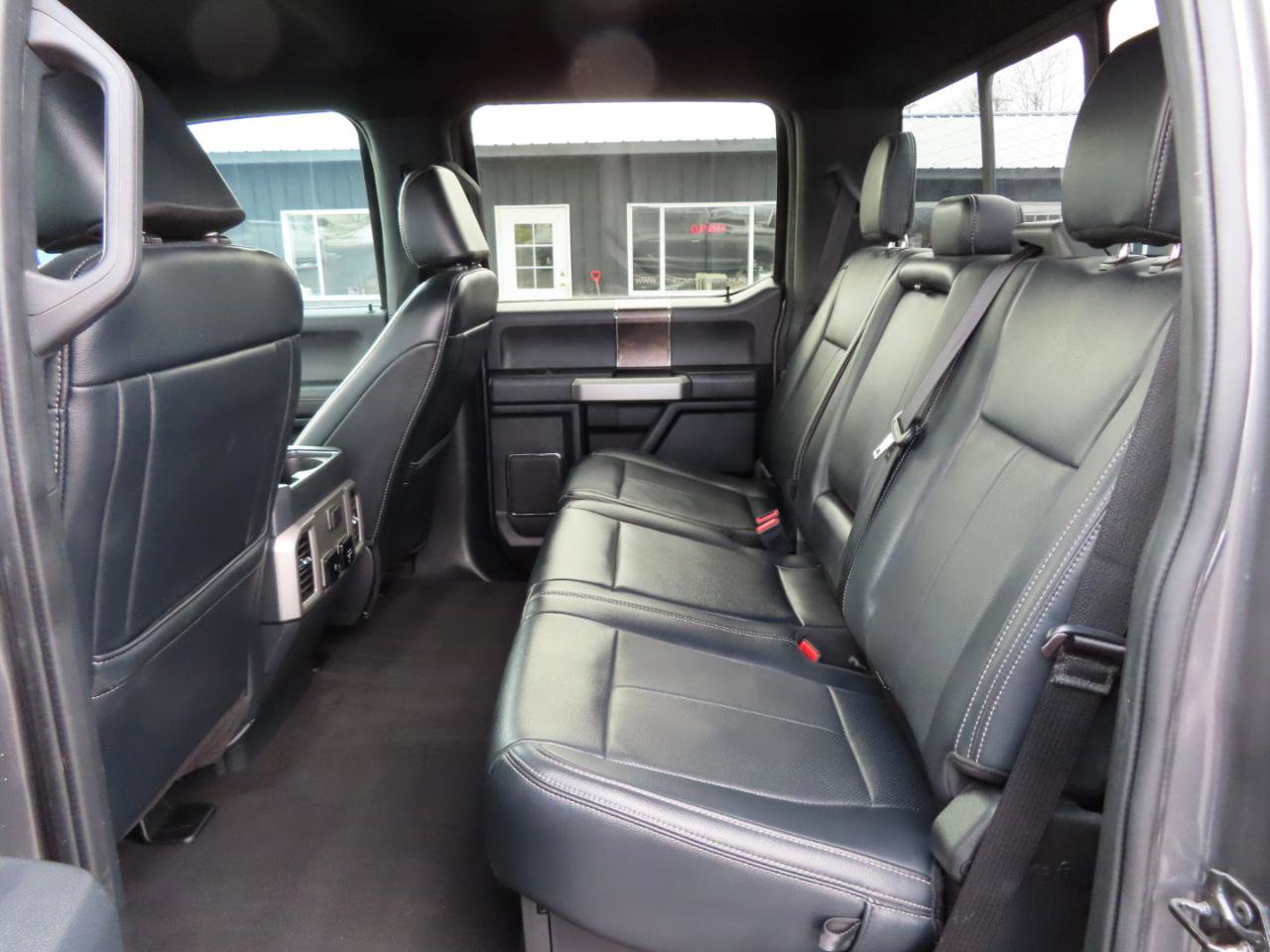 Used 2022 Ford F250 Lariat w/ Chrome Package image 46