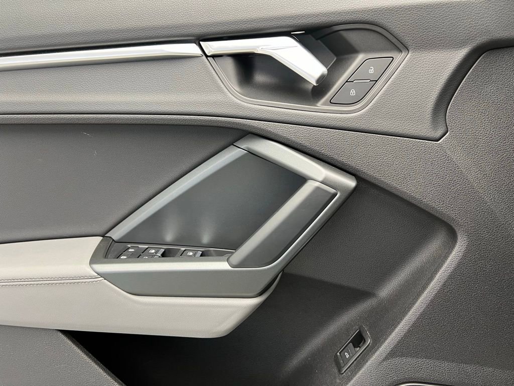 Used 2020 Audi Q3 2.0T Premium Plus w/ Premium Plus Package image 20