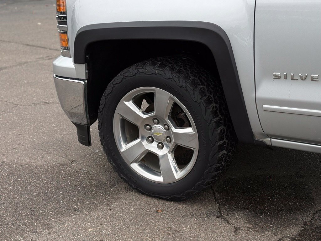 Used 2015 Chevrolet Silverado 1500 LT w/ LT Convenience Package AWD/4WD image 41