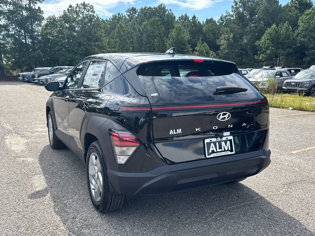 New 2026 Hyundai Kona SE video 3