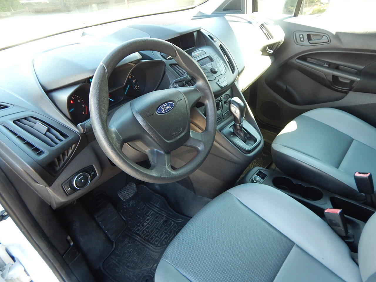 Used 2015 Ford Transit Connect XL FWD image 16