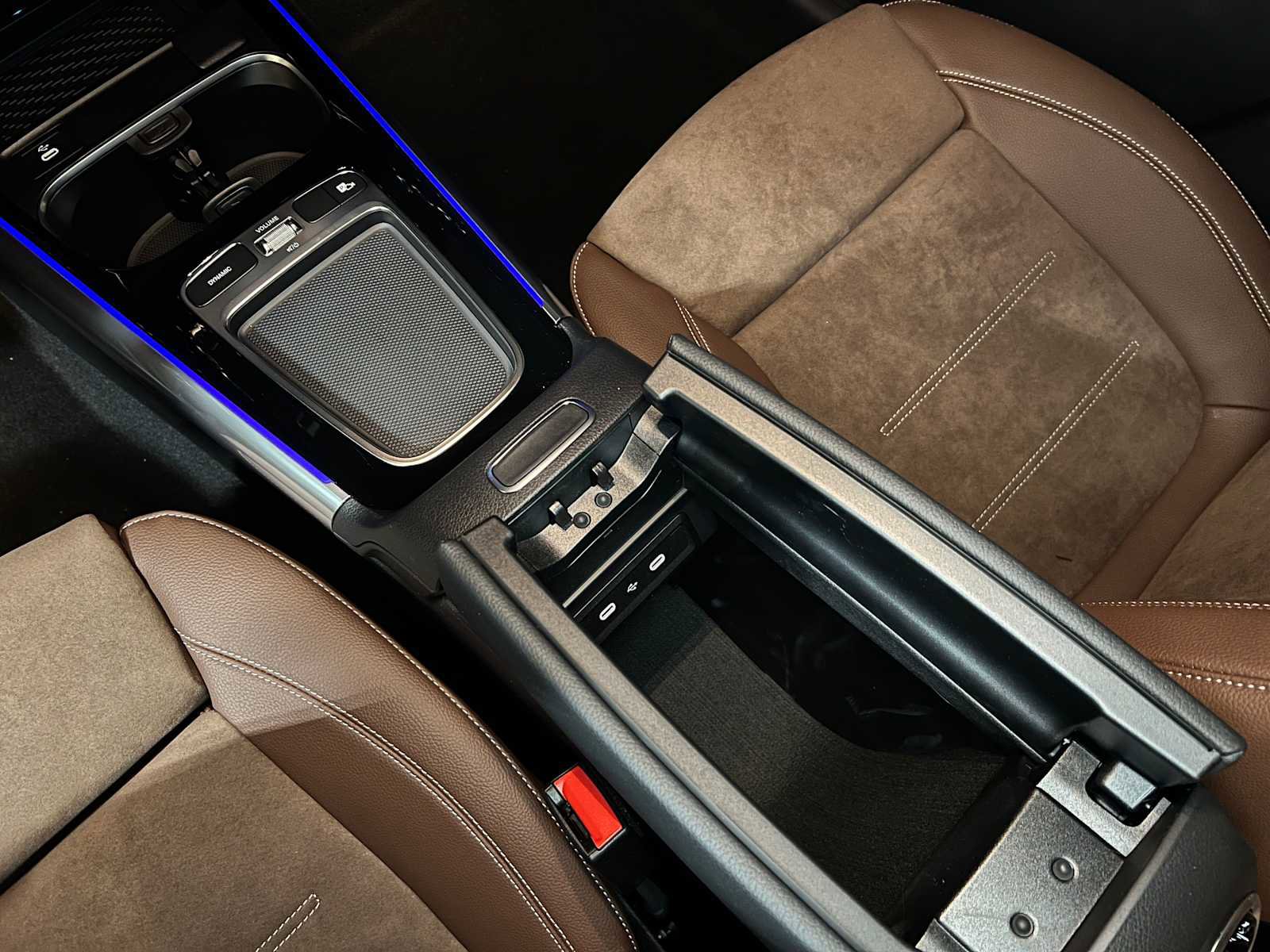 New 2026 Mercedes-Benz GLA 35 AMG 4MATIC image 33