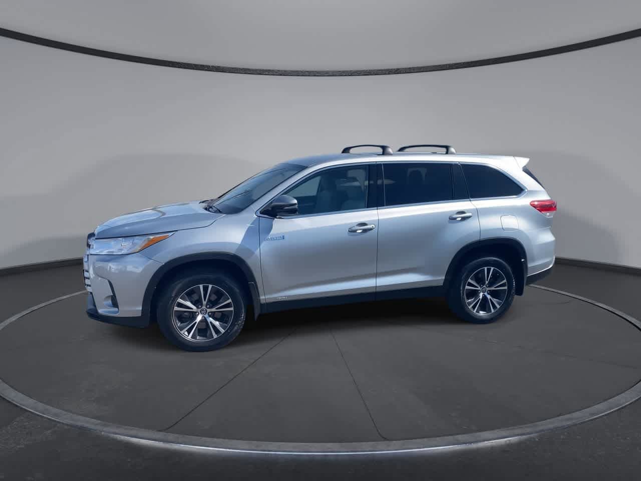 Certified 2019 Toyota Highlander LE AWD/4WD image 6