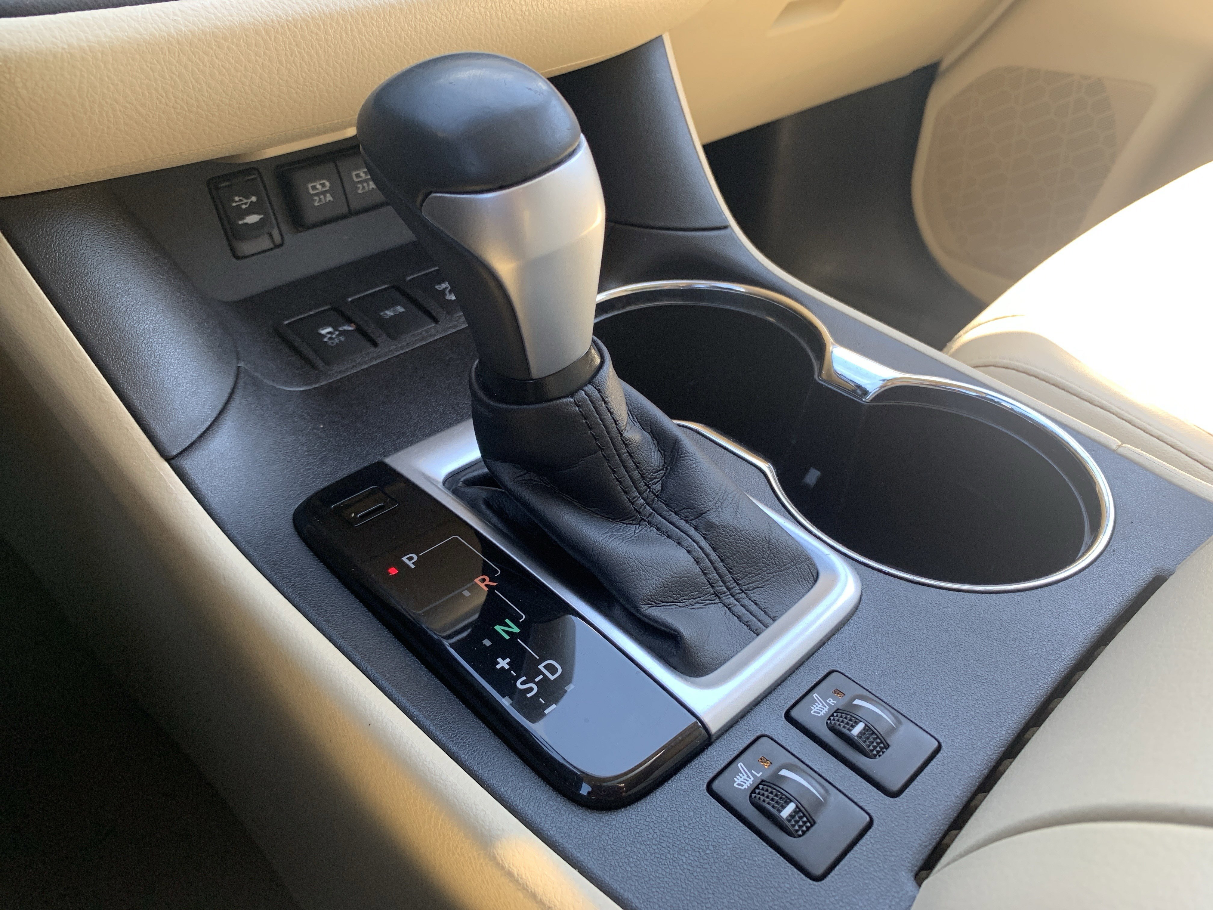 Used 2017 Toyota Highlander XLE image 26