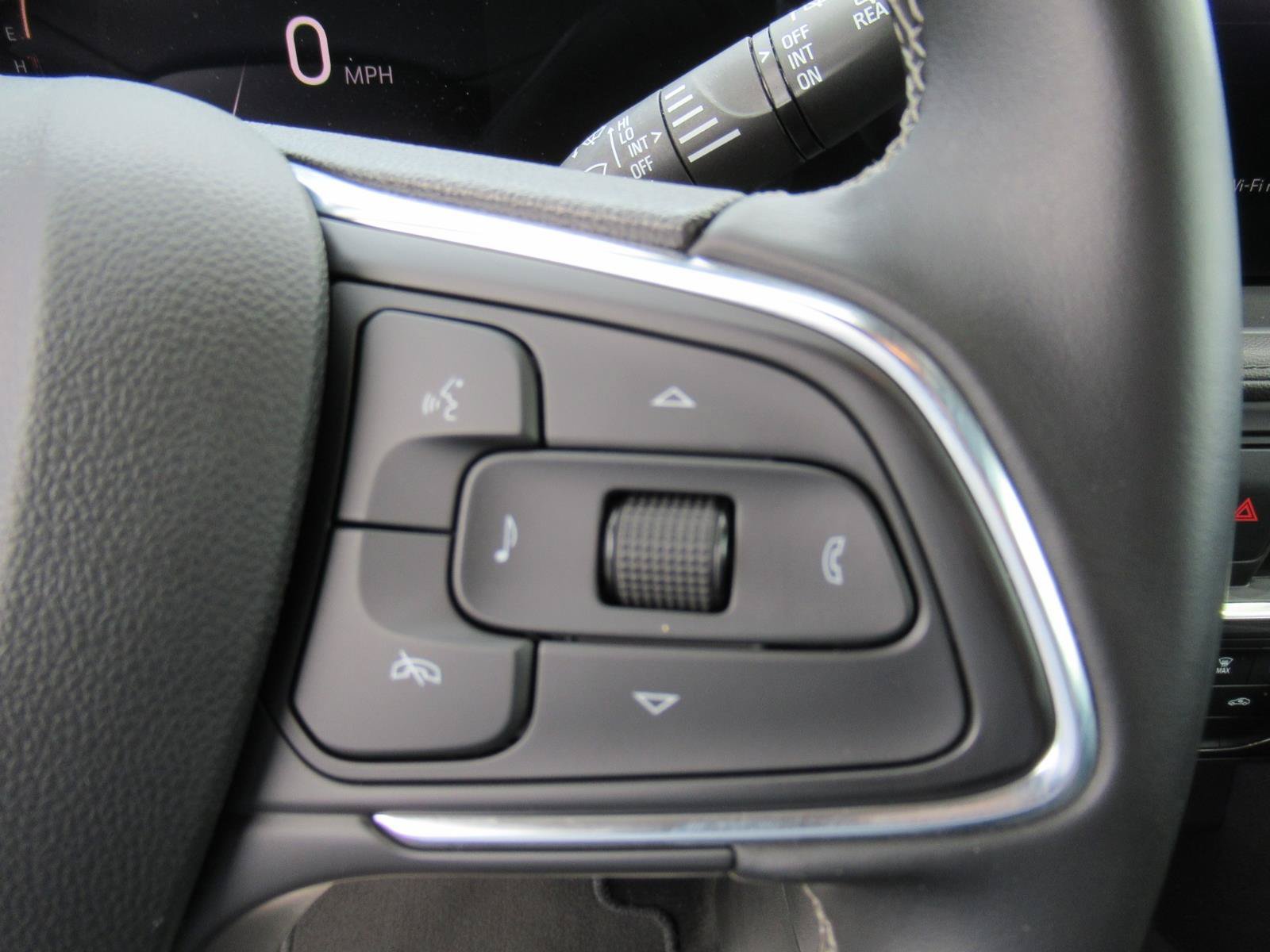 Used 2025 Buick Encore GX Preferred FWD image 24