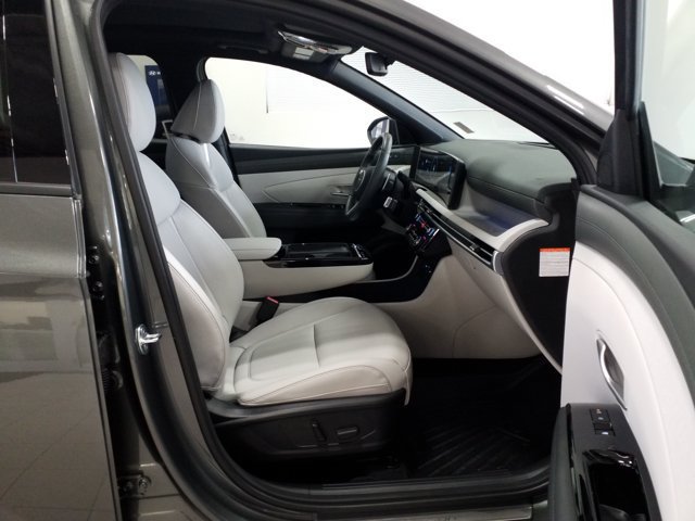Certified 2026 Hyundai Tucson Limited w/ Tow & Go Package AWD/4WD image 16
