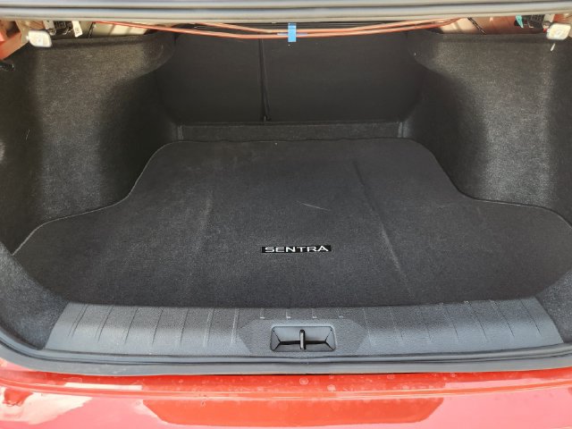 New 2026 Nissan Sentra SR w/ Floor Mat Package FWD image 27