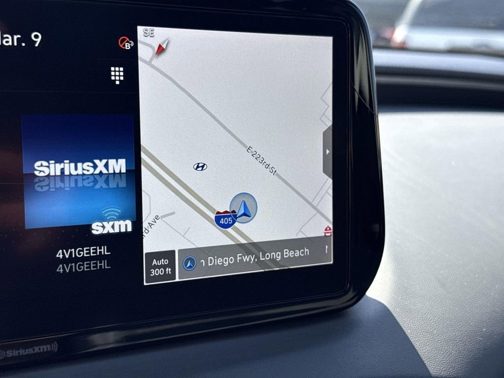 Used 2023 Hyundai Santa Fe SEL image 13