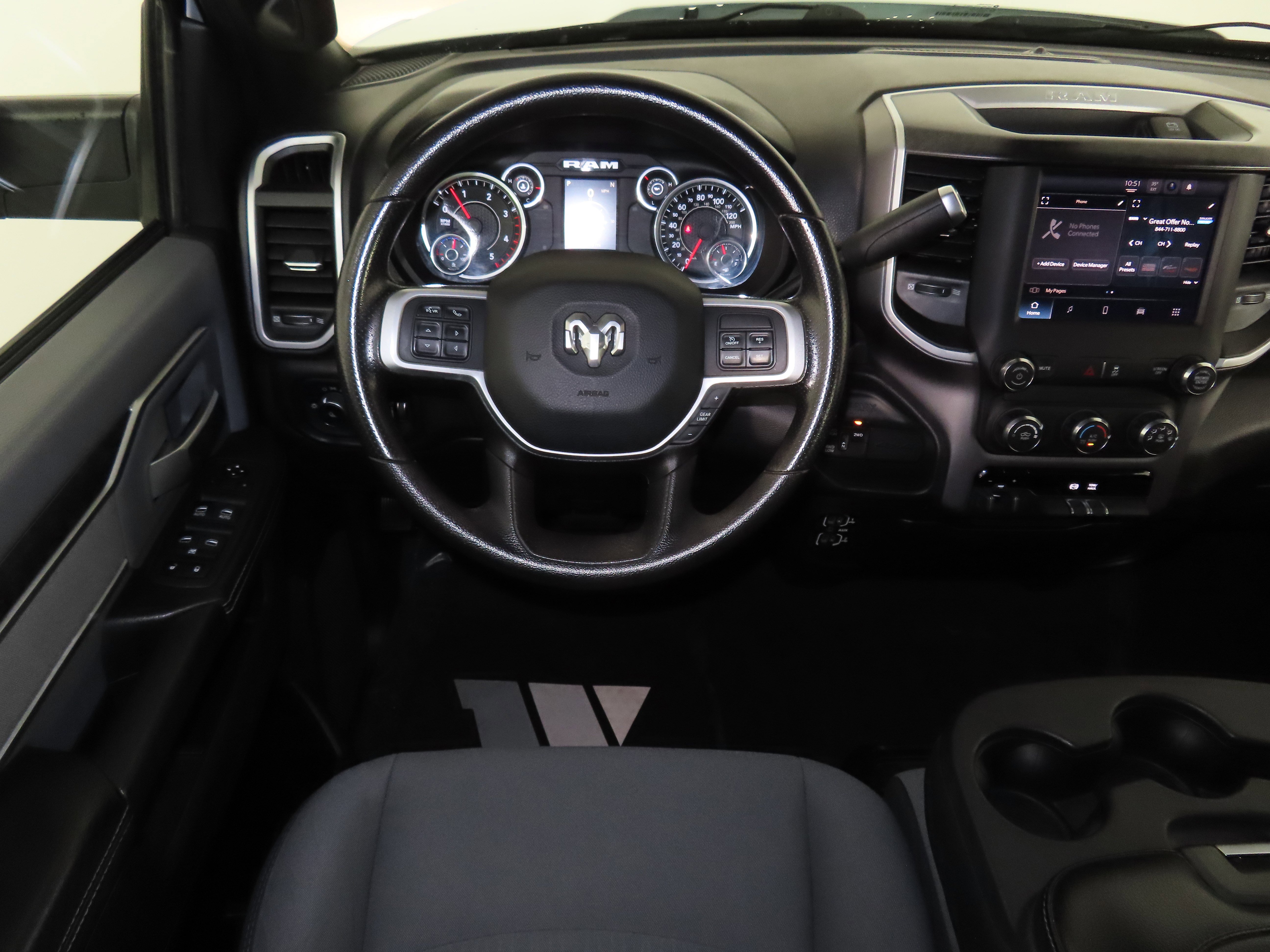 Used 2022 RAM 2500 Big Horn image 5