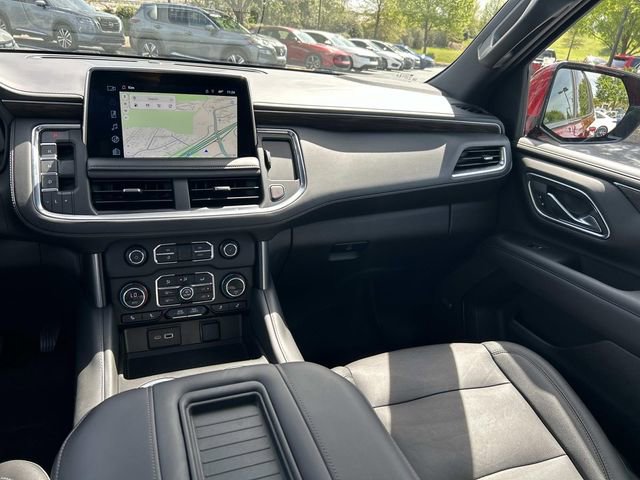 Used 2022 Chevrolet Tahoe Z71 w/ Luxury Package AWD/4WD image 18