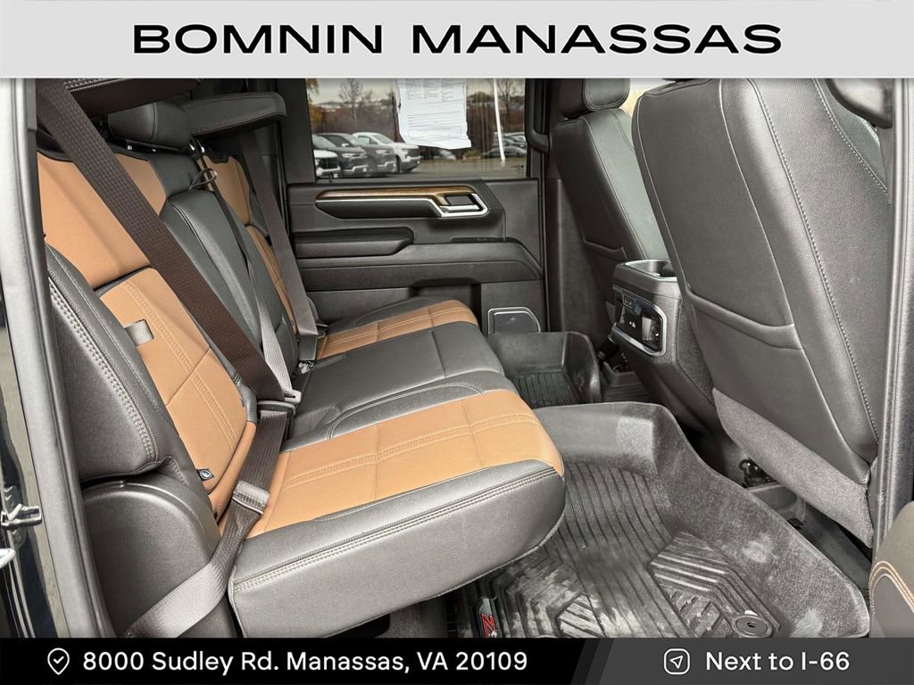 Used 2024 Chevrolet Silverado 3500 High Country w/ High Country Premium Package image 11