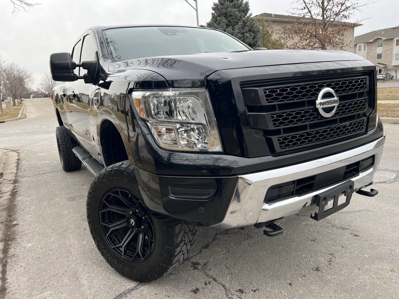 Used 2020 Nissan Titan SV w/ SV Convenience Package image 1