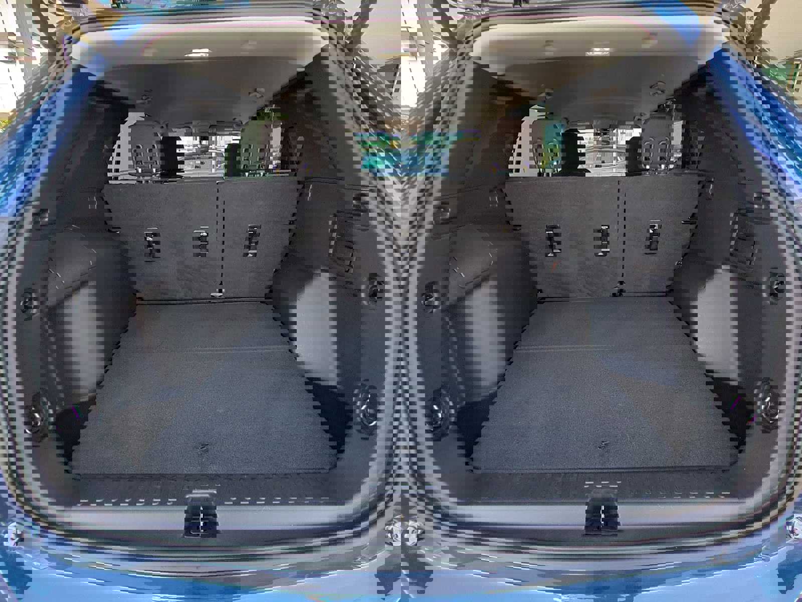 Used 2019 Chevrolet Equinox LT FWD image 24