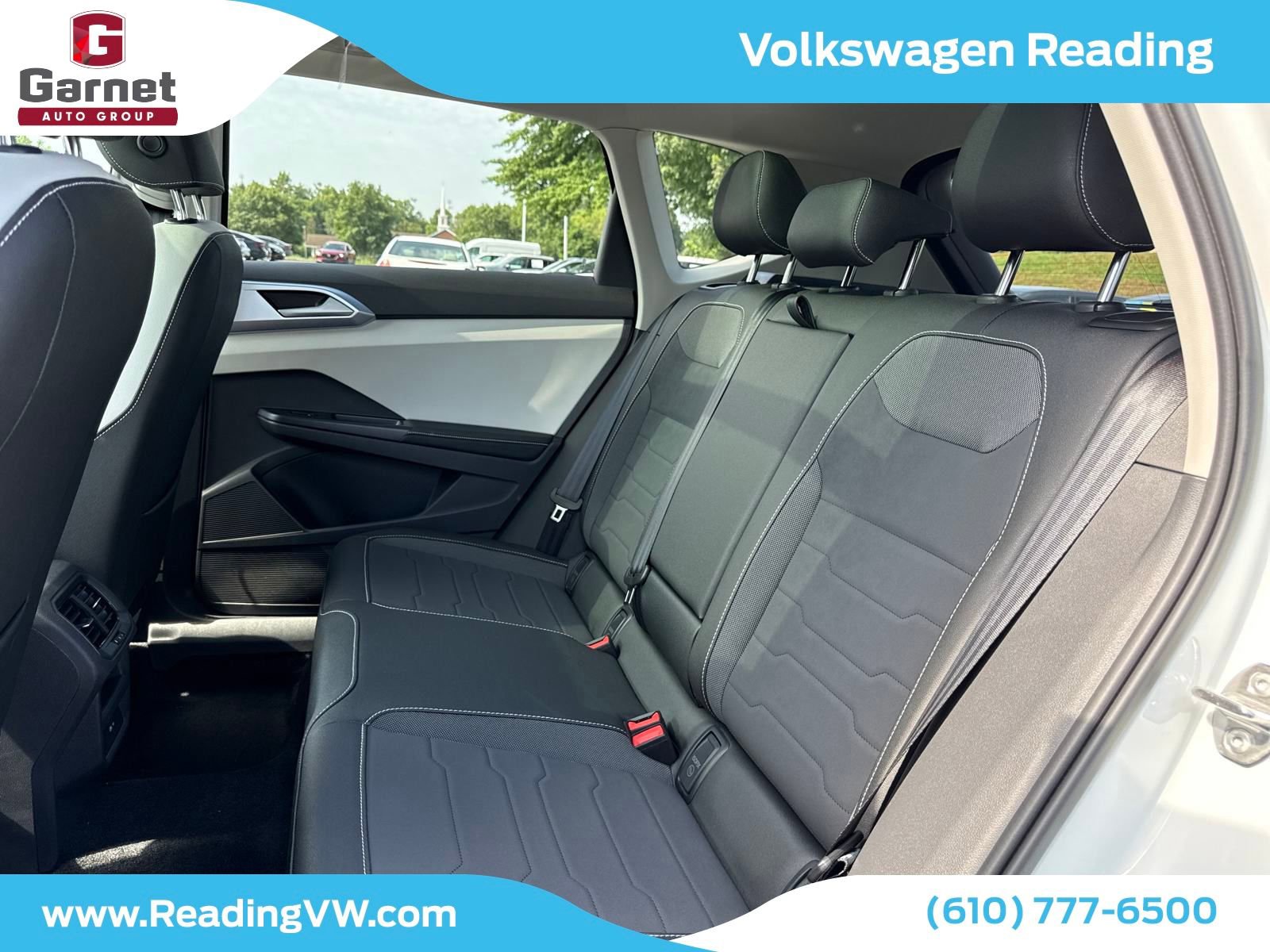 New 2025 Volkswagen Taos SE image 10