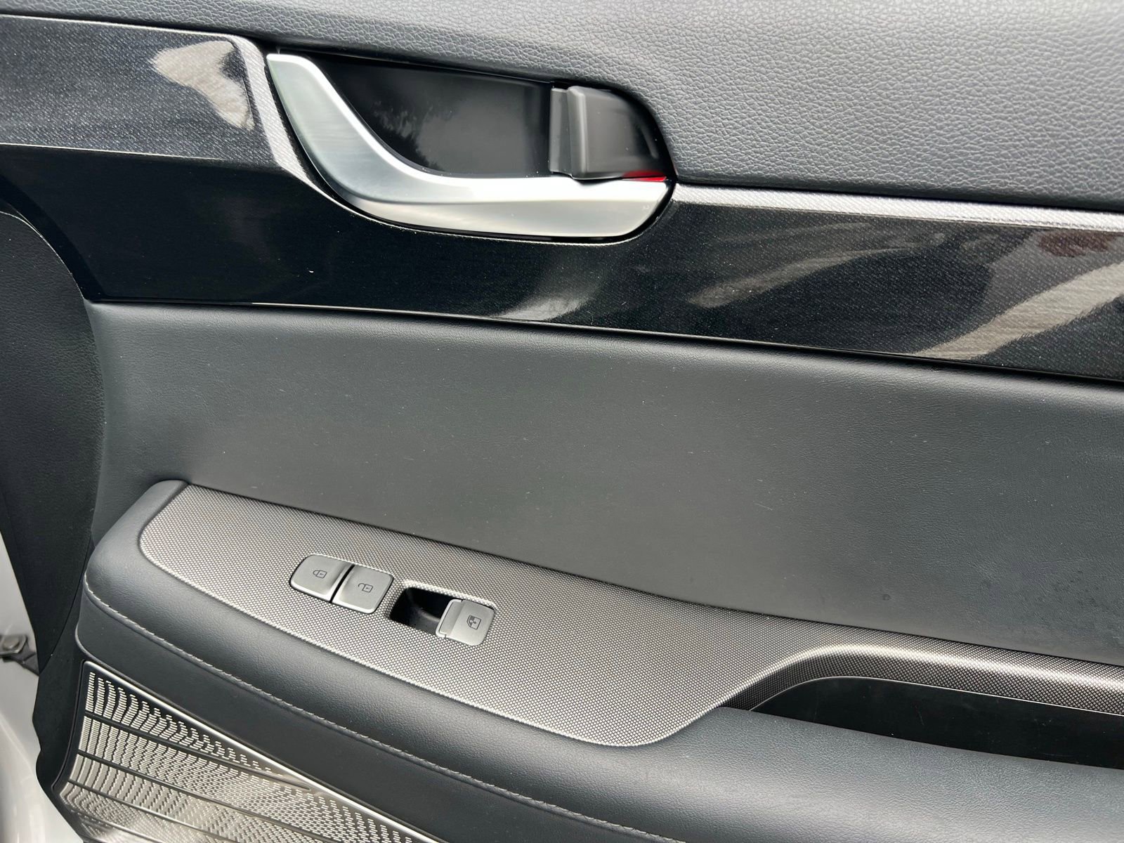 Used 2022 Hyundai Palisade Limited w/ Cargo Package image 56