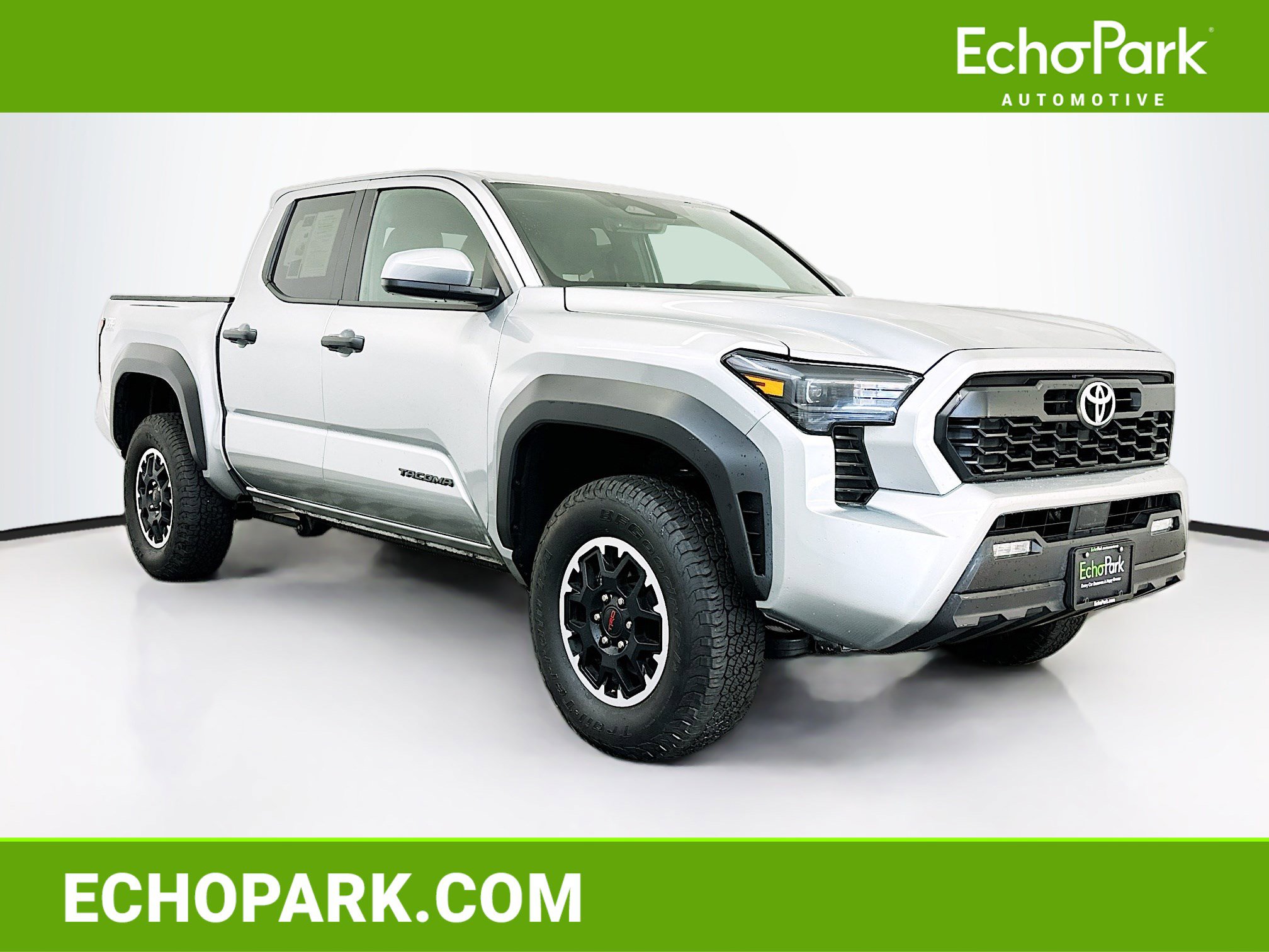 Used 2025 Toyota Tacoma TRD Off-Road image 1