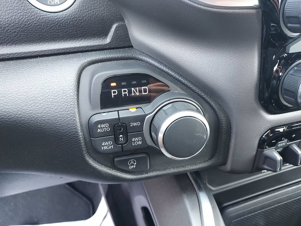 New 2026 RAM 1500 Big Horn AWD/4WD image 24