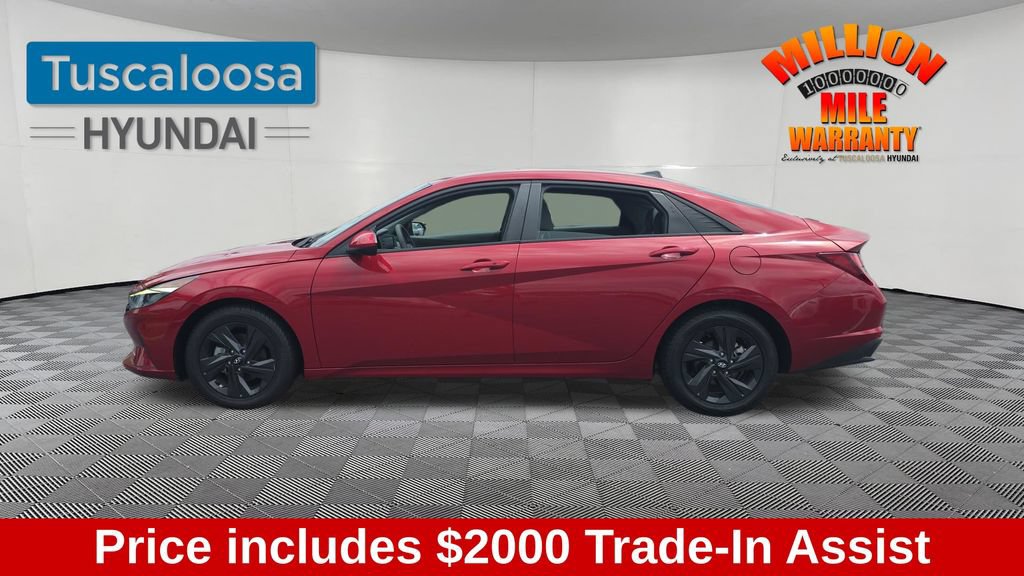 Used 2022 Hyundai Elantra SEL FWD image 4