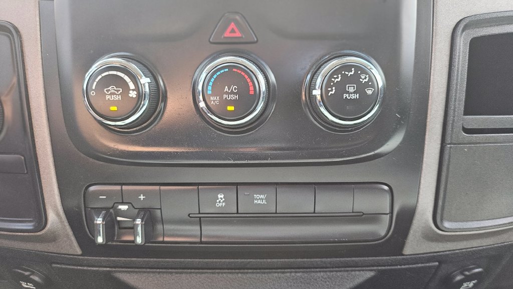 Used 2016 RAM 1500 ST w/ SXT Appearance Group AWD/4WD image 31