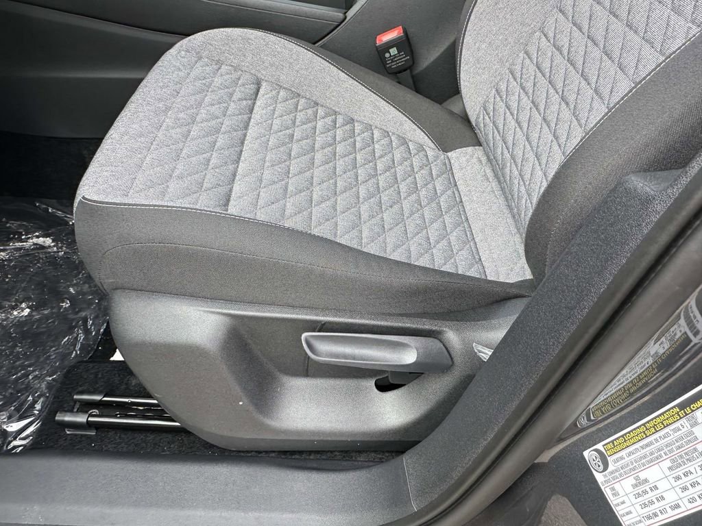 New 2025 Volkswagen Tiguan S image 13