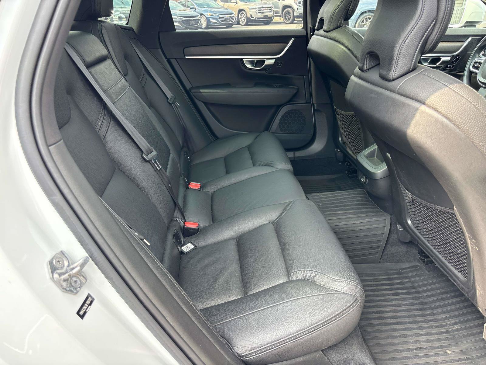 Used 2020 Volvo V90 T6 Cross Country w/ Protection Package Premier AWD/4WD image 15