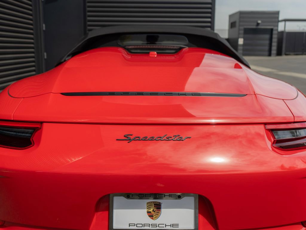 Used 2019 Porsche 911 Speedster image 11
