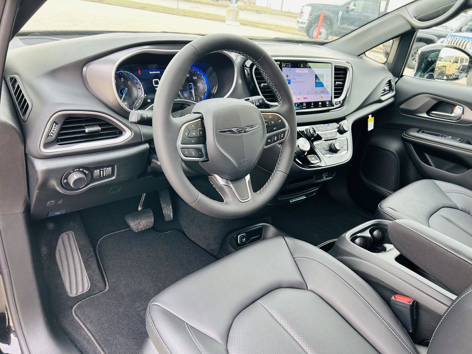 New 2026 Chrysler Voyager LX FWD image 14