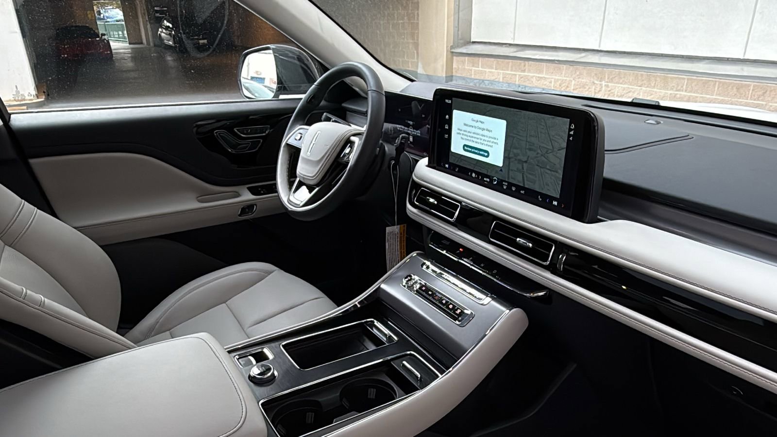 New 2026 Lincoln Aviator AWD image 7