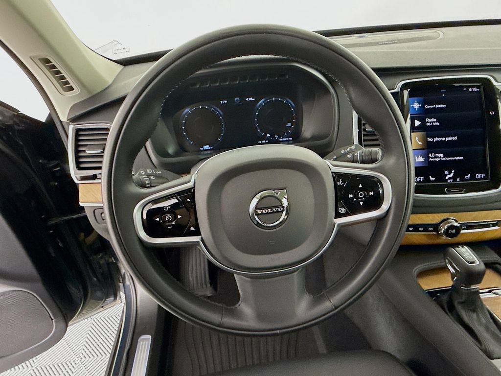 Used 2022 Volvo XC90 T6 Momentum w/ Advanced Package AWD/4WD image 12